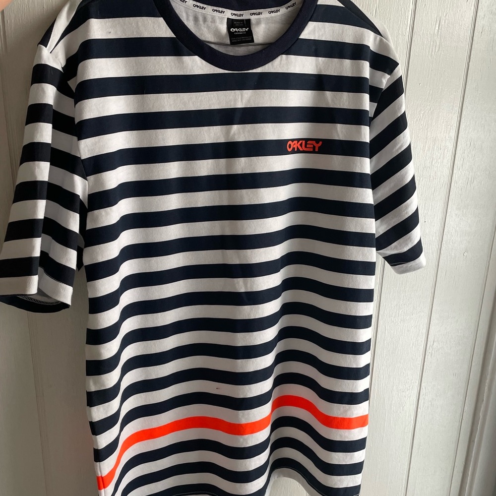 Oakley stripe t-shirt